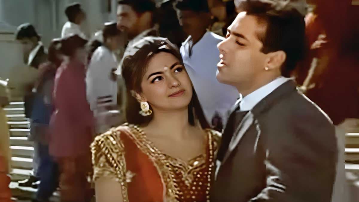 Juhi Chawla Birthday: जब जूही ने Salman Khan को कर दिया था रिजेक्ट, Tiger आज भी मारते हैं एक्ट्रेस को ताना