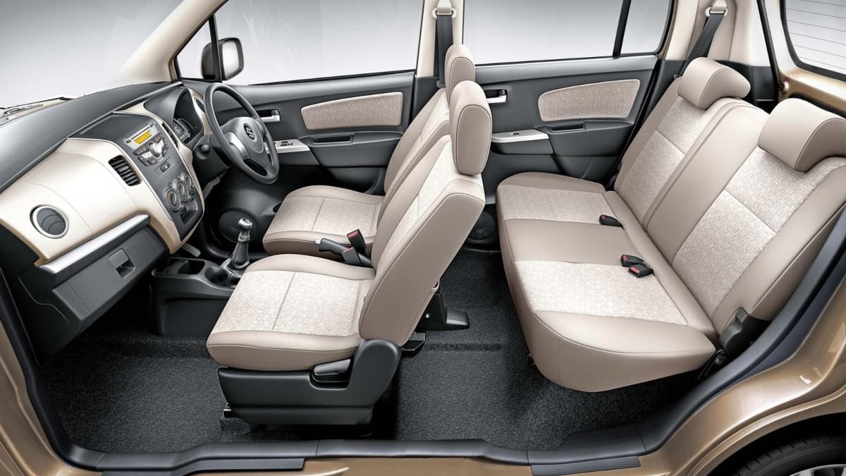Maruti की इस 'फैमिली कार' की कीमत 5.54 लाख से शुरू, 34 की माइलेज और 341 लीटर का बूट स्पेस
