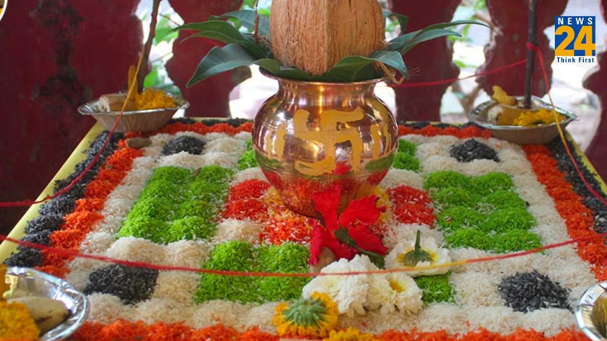 Pitra Presence: घर में पितरों की उपस्थिति का संकेत देती हैं 5 चीजें, भूलकर भी न करें अनदेखा