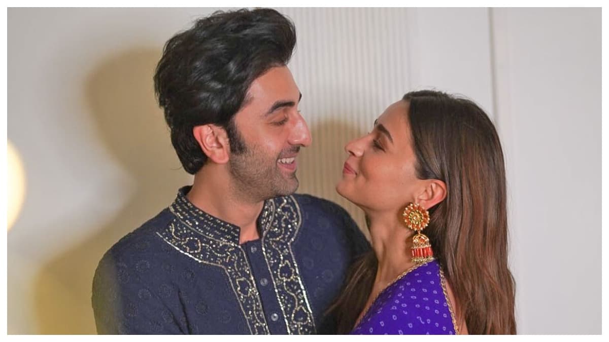 एक साल की हुई Ranbir-Alia की शहजादी, दादी-नानी ने Raha Kapoor पर यूं लुटाया प्यार