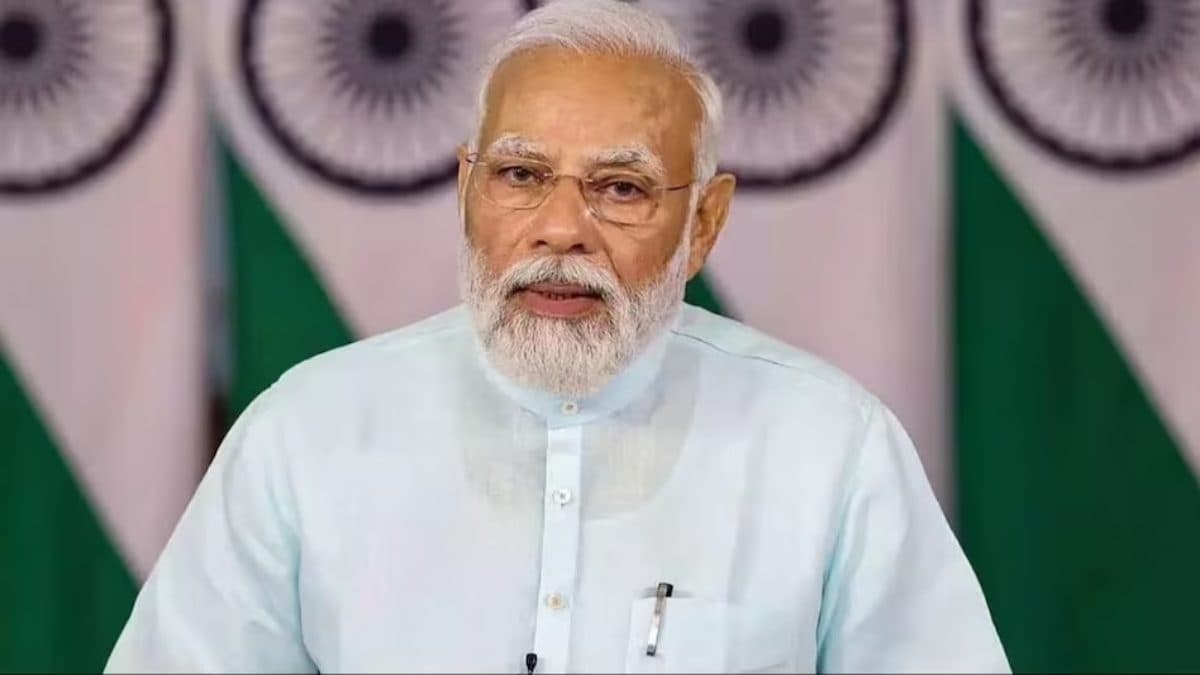 Rojgar Mela 2023: पीएम मोदी ने बांटे 51,000 से ज्यादा नियुक्ति पत्र, विभिन्न विभागों में सेवाएं देंगे नवनियुक्त उम्मीदवार