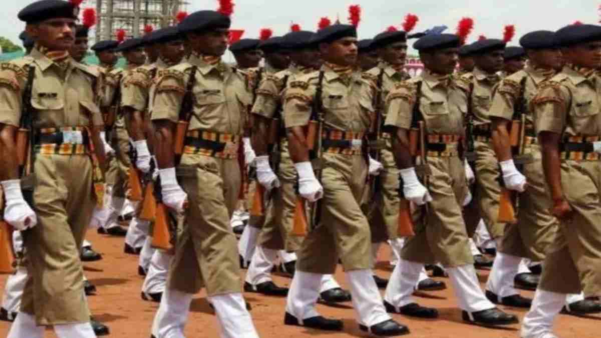 Sarkari Naukri: सिक्योरिटी फोर्सेस में निकली 75 हजार से ज्यादा पदों पर भर्तियां, रजिस्ट्रेशन 24 नवंबर से