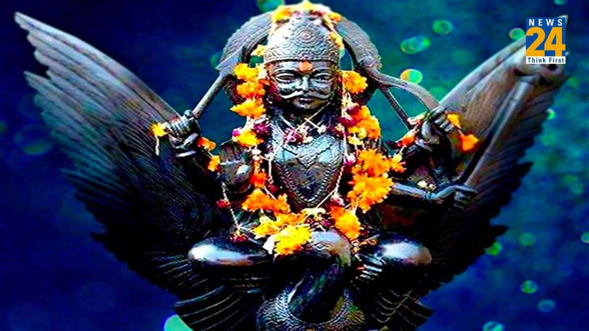 19 वर्षों तक पीछा करती है शनि की महादशा, खास उपाय करने से कभी नहीं आएगी दरिद्रता