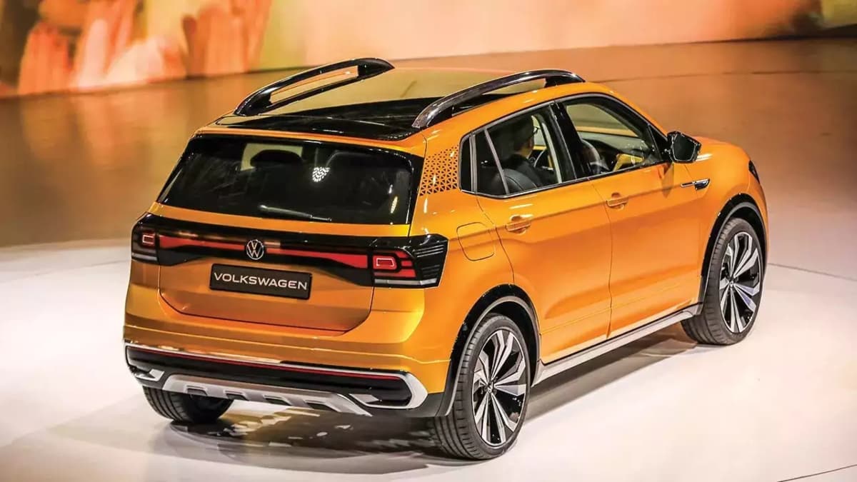 जबरदस्त ग्राउंड क्लीयरेंस, 12 लाख से कम कीमत में Volkswagen की कार