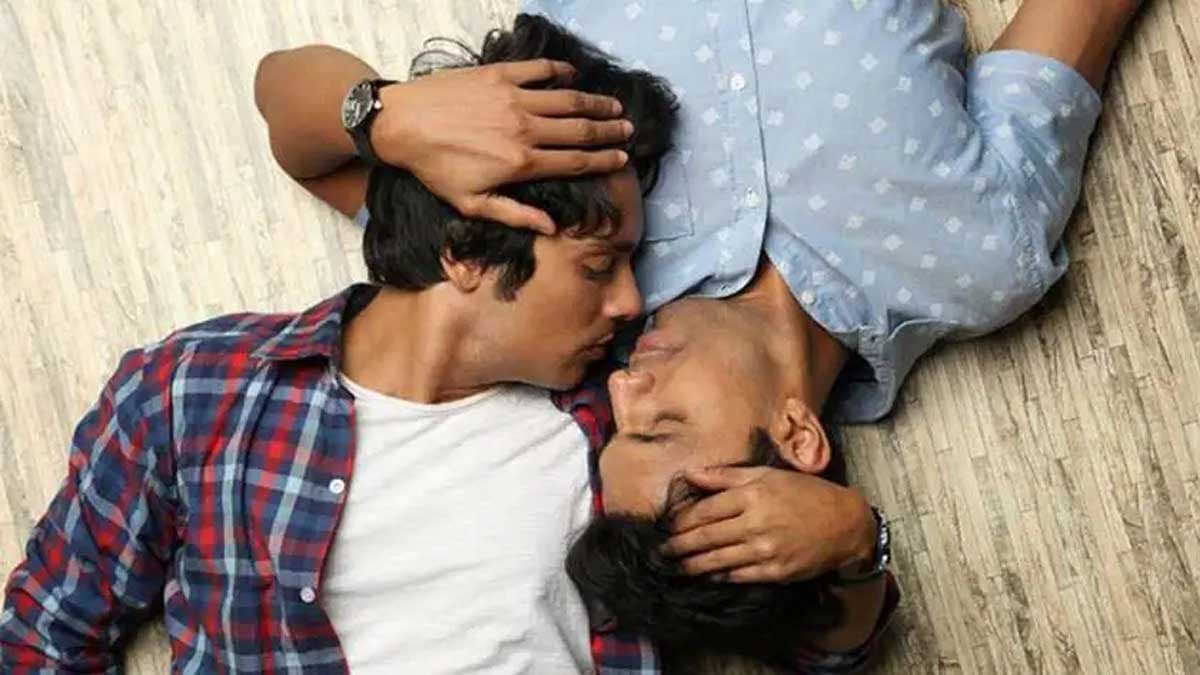 समलैंगिकता पर आधारित हैं ये Web Series, अलग-अलग कहानियों में दिखी 'गे रिलेशनशिप' की झलक