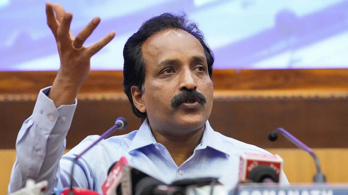 इसरो के कई लक्ष्य लेकिन मुख्य ध्यान गगनयान मिशन पर: एस सोमनाथ