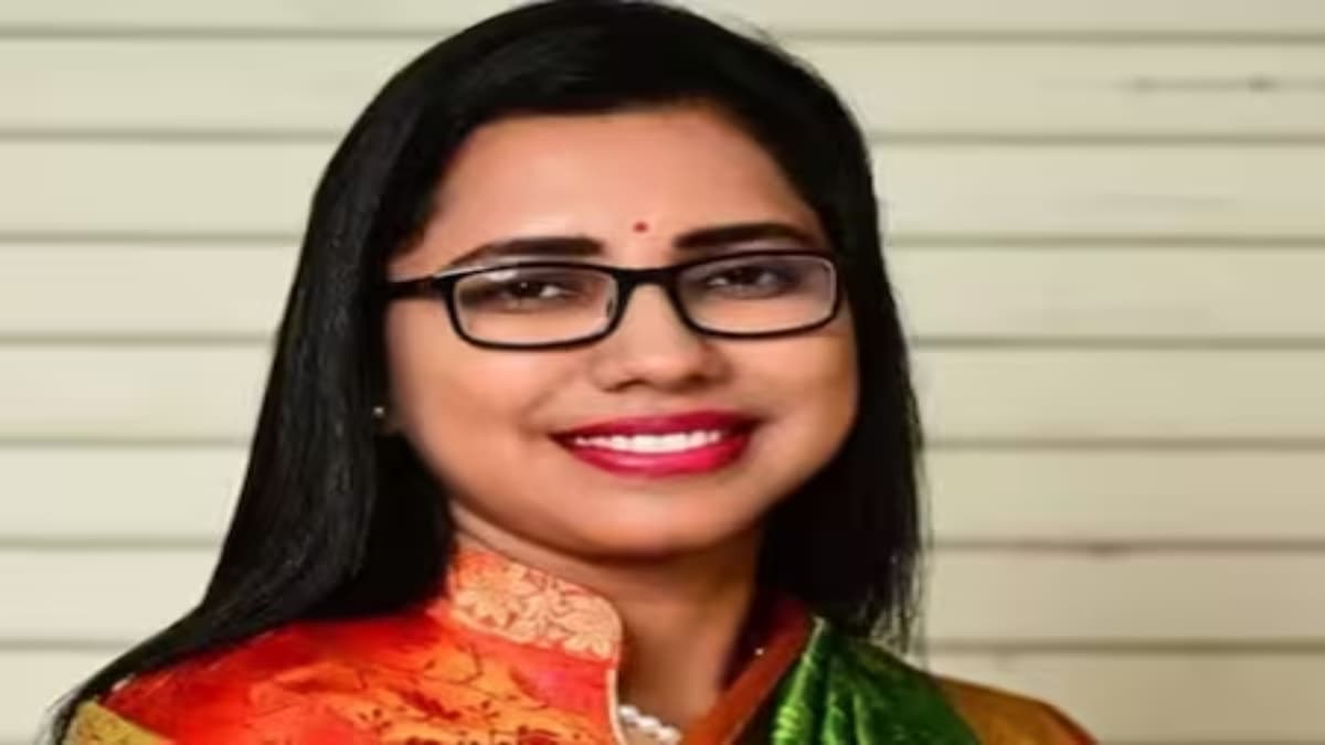निशा बांगरे ने ग्वालियर में भाजपा पर साधा निशाना, जनता के सामने बताया- क्यों जॉब से दिया इस्तीफा