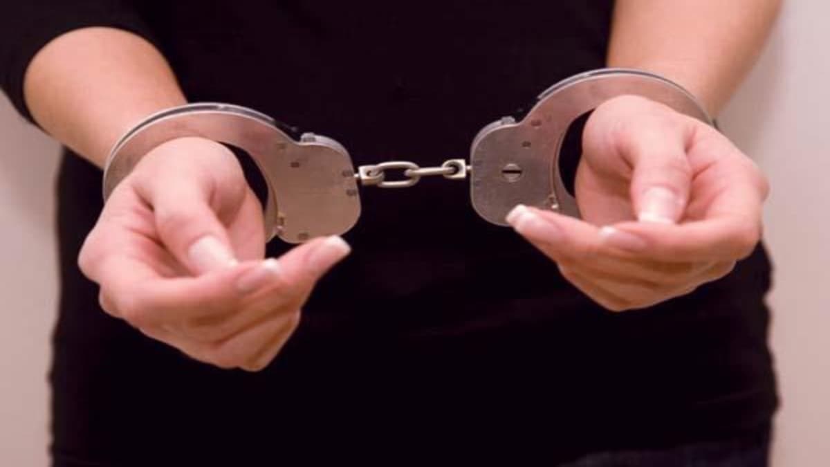 शराब के नशे में आशिक ने की बेशर्मी की हदें पार, प्रेमिका सह ना पाई और खतरनाक लिया बदला