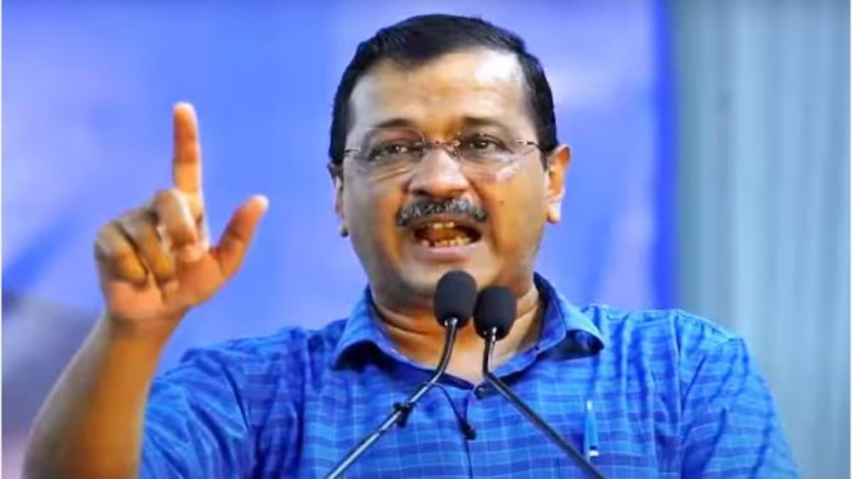 MP Elections: ED नोटिस के बीच सिंगरौली पहुंचे केजरीवाल, बोले- BJP मेरा शरीर गिरफ्तार कर सकती है लेकिन...