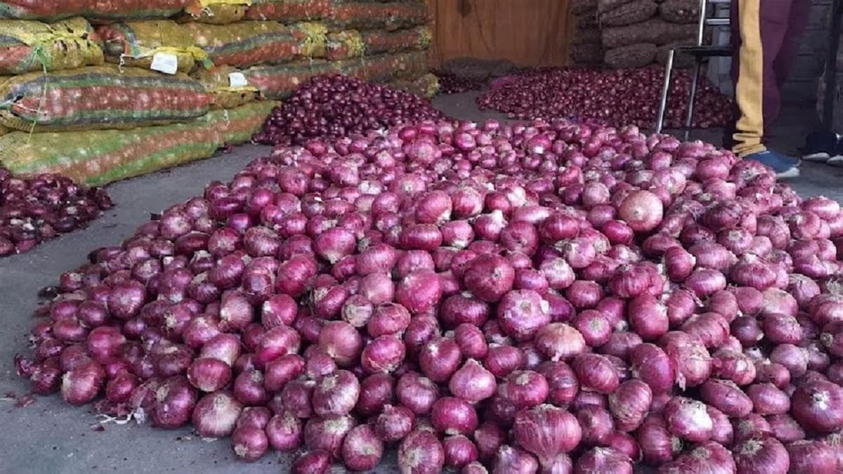 देशभर में बढ़ते दामों के बीच त्रिपुरा सरकार का बड़ा एलान, बेहद सस्ते दाम पर मिलेगा प्याज