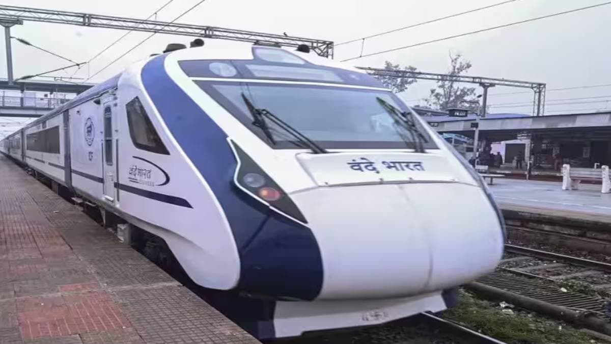 Vande Bharat Express, Semi-high speed train, Howrah-New Jalpaiguri Train, Railway, Indian Railway
