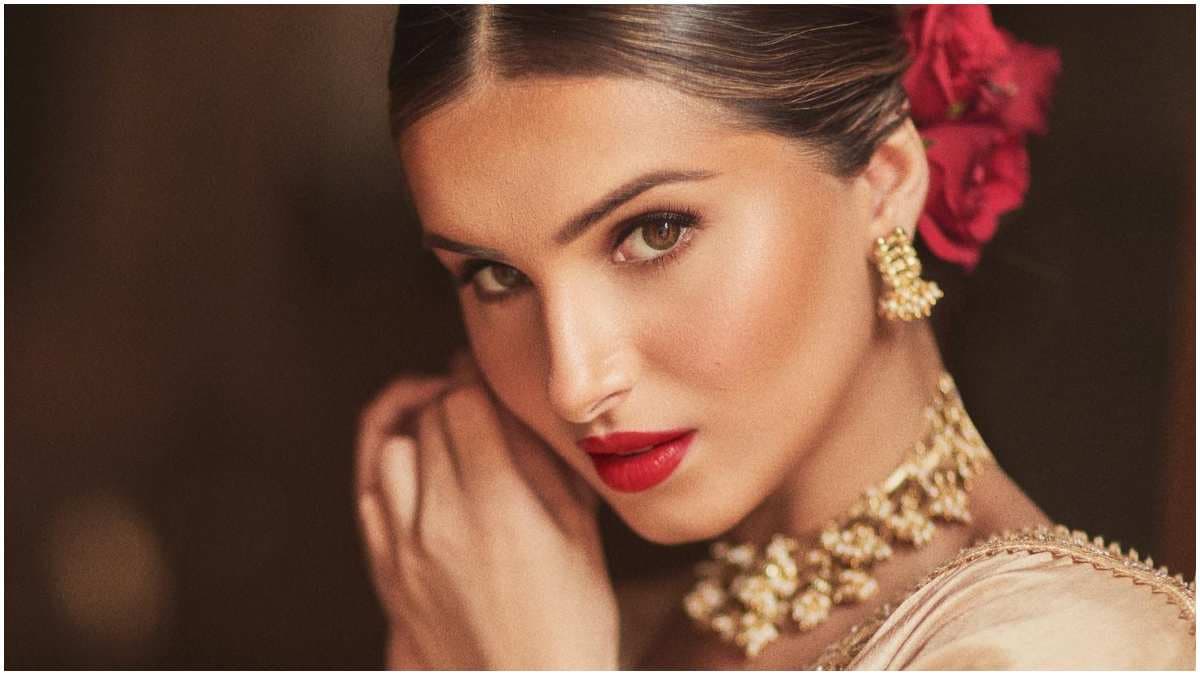 ब्रेकअप से उभर रही Tara Sutaria को एक और बड़ा झटका, मुकेश भट्ट ने Aashiqui 3 को लेकर किया बड़ा खुलासा