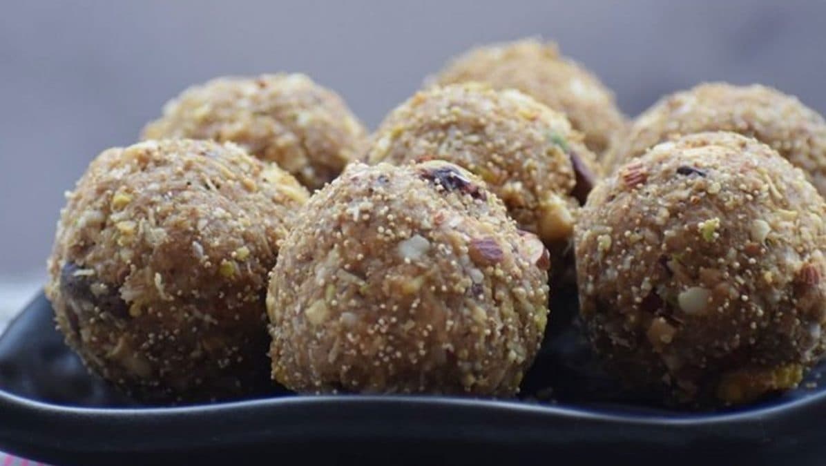 Ladoo Recipe: सर्दियों में हर दर्द की दवा है ये 3 लड्डू! बनाना नहीं है मुश्किल, जानिए आसान विधि