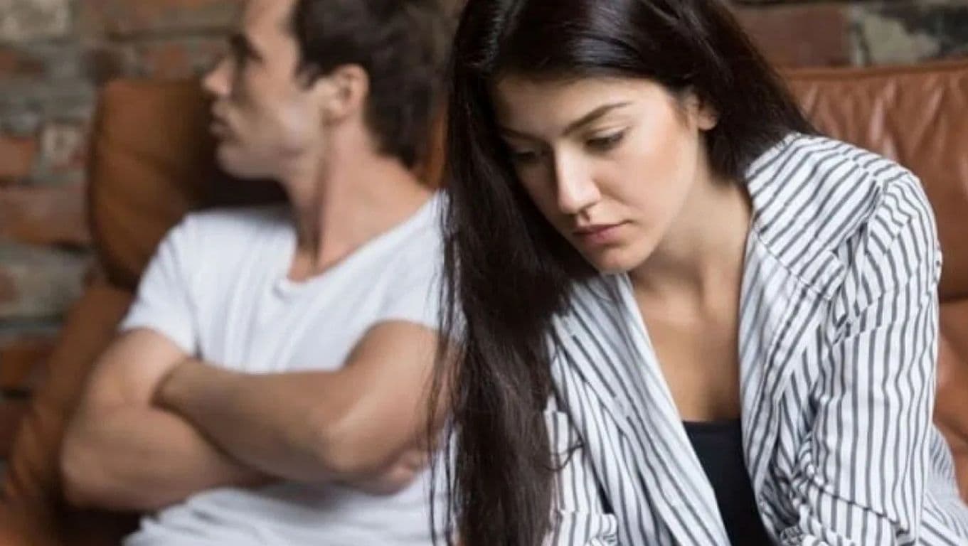 क्या Break Up की कगार पर है आपका रिश्ता? अपनाएं 5 Relationship Tips