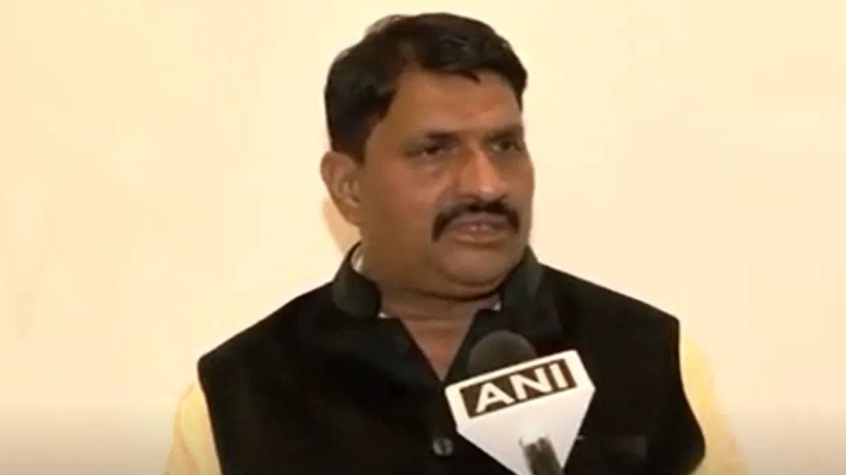 बाड़ेबंदी के आरोपों पर भाजपा विधायक कंवरलाल मीणा की सफाई, बोले- जबरदस्ती कोई नहीं ले जा सकता