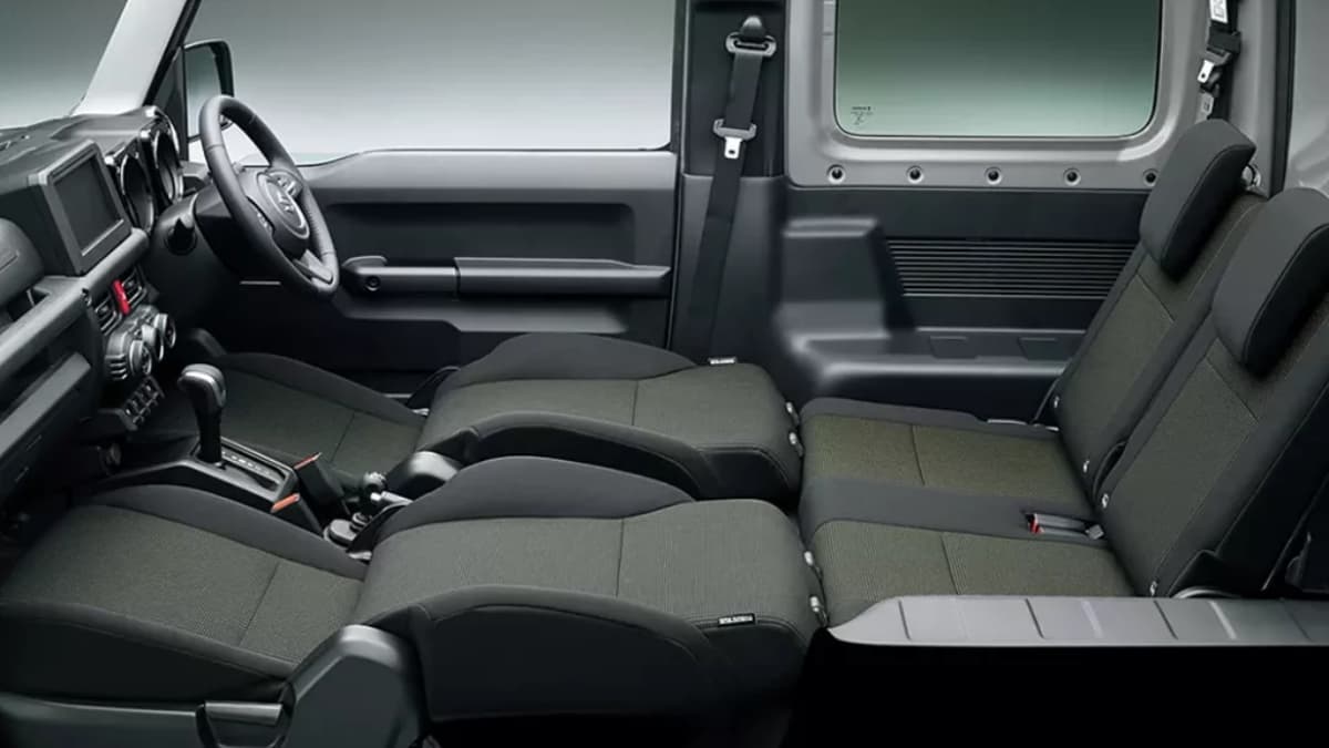 New Year पर Maruti का गिफ्ट, 2 लाख रुपये सस्ती मिल रही स्टाइलिश SUV