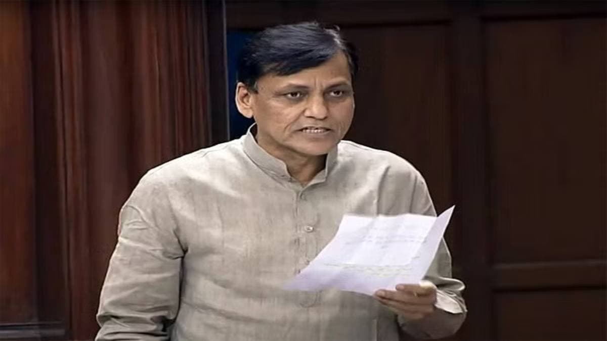 लोकसभा में गृह राज्य मंत्री का खुलासा- छत्तीसगढ़ में नक्सली हिंसा में 36% की कमी आई, विकास कार्य गिनाए