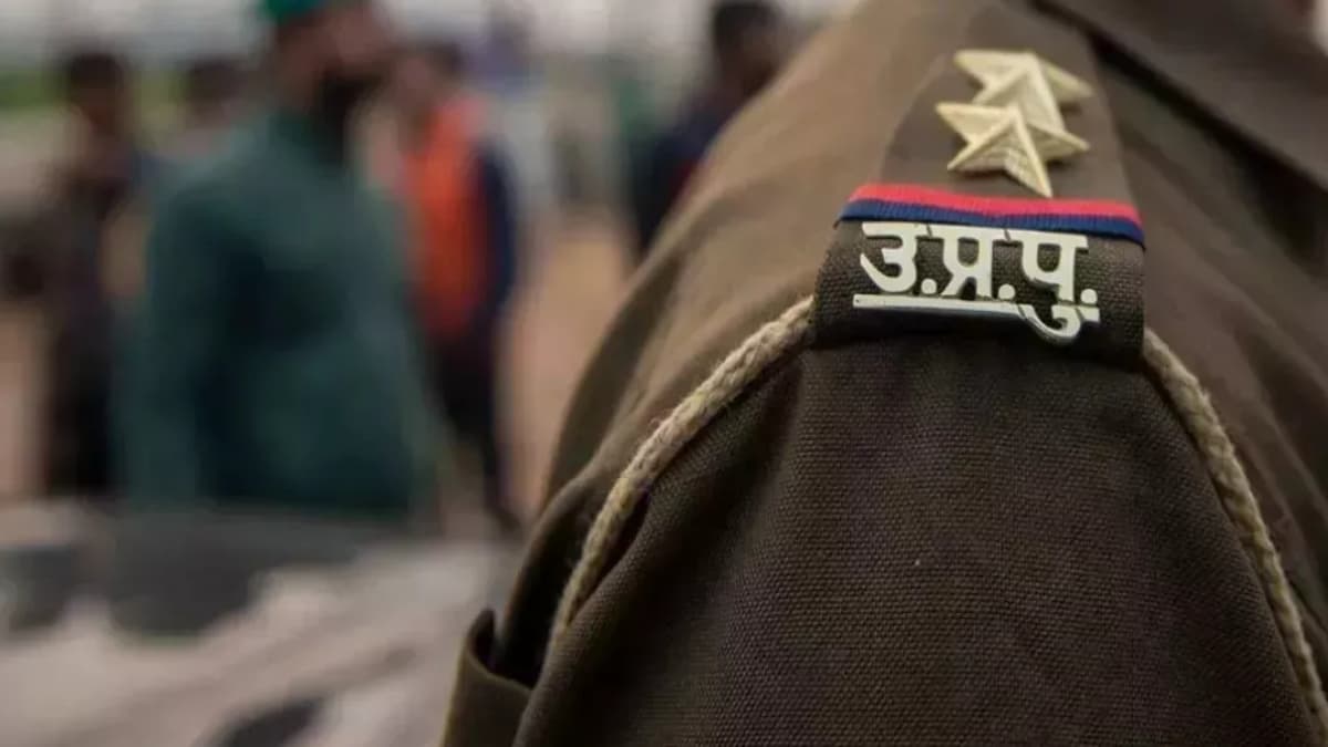 इंसानियत से ज्यादा हुए 200 रुपये! उधारी नहीं देने पर दोस्तों ने 10वीं के छात्र को निर्वस्त्र कर पीटा
