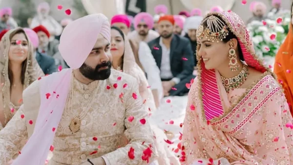कौन है Inayat Randhawa, जिसने Navjot Sidhu के बेटे करण सिद्धू से रचाई शादी, तस्वीरें हुईं वायरल