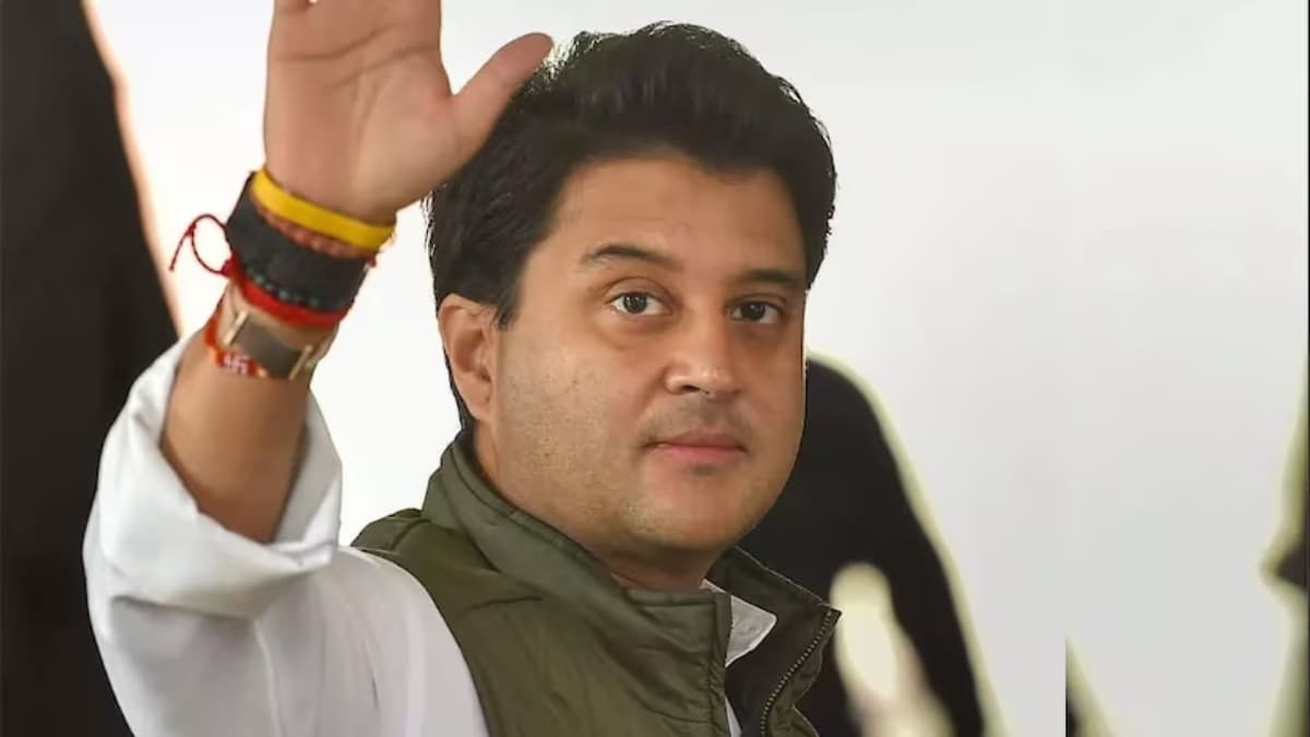 ज्योतिरादित्य सिंधिया अगर CM बने, तो क्या होंगे सियासी मायने?
