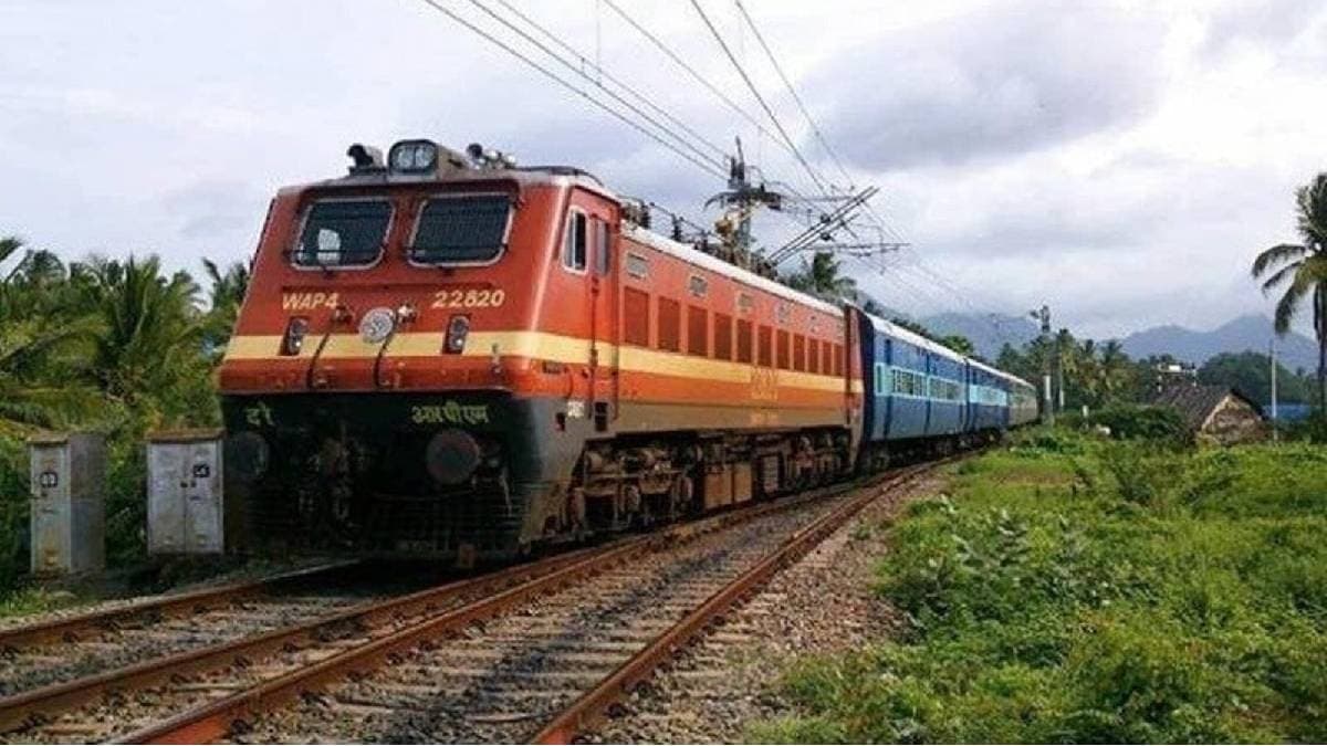 Railway में नौकरी का मौका, 9 हजार पदों पर वैकेंसी निकली, जान लें आवेदन की तारीख और प्रक्रिया