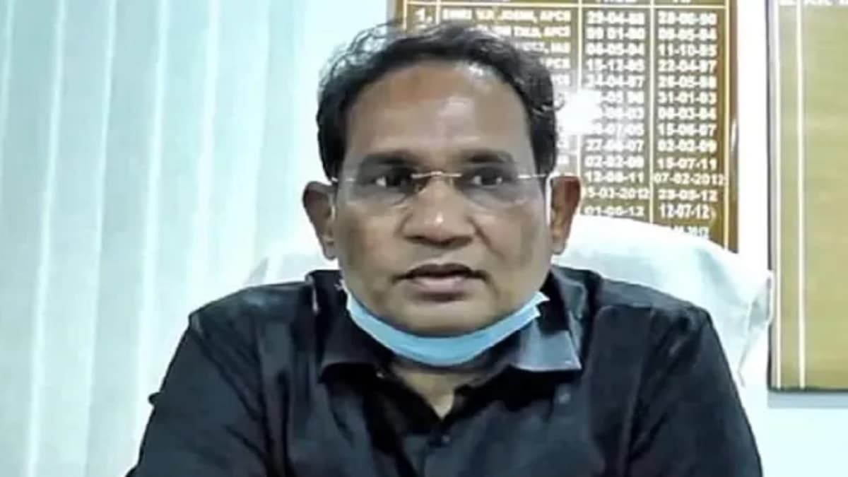 कौन हैं IAS अमरनाथ तलवड़े, जिनके खिलाफ ACB ने दर्ज किया मुकदमा
