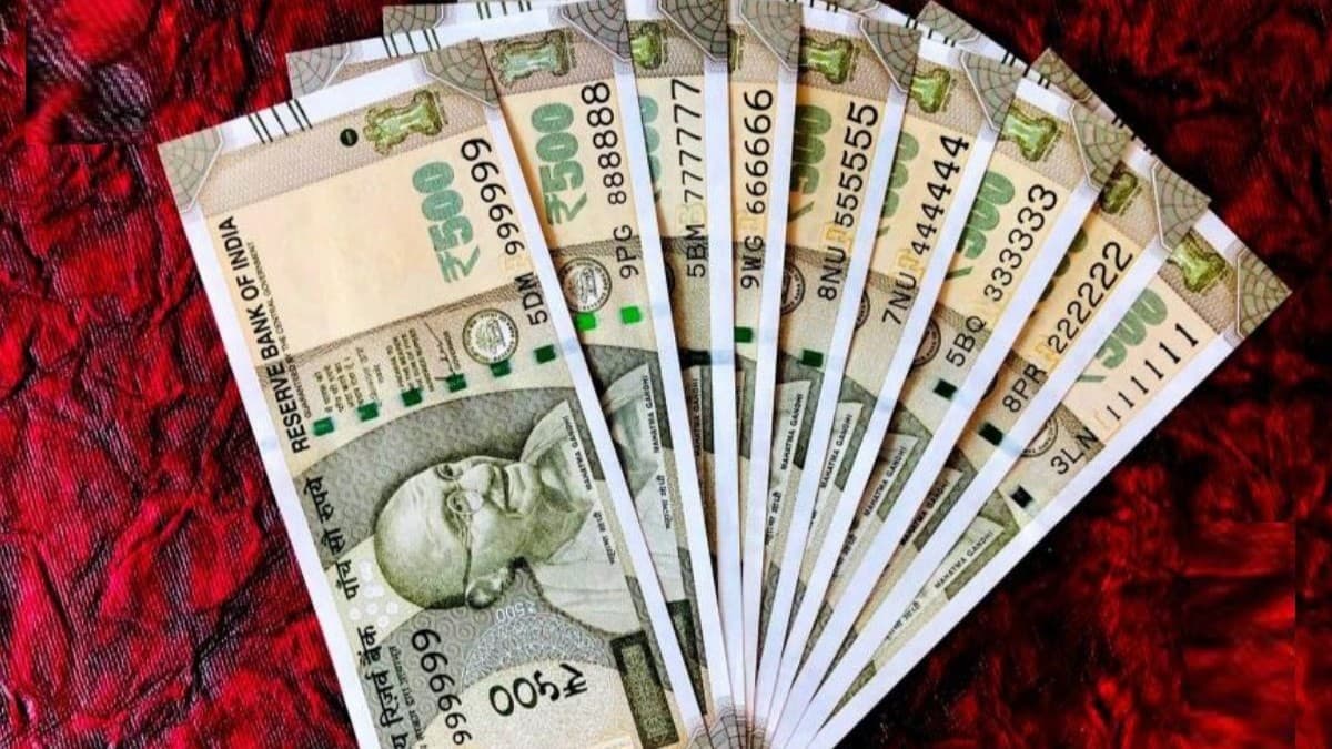 7th Pay Commission: सरकारी कर्मचारियों के लिए खुशखबरी, 4% तक बढ़ा DA
