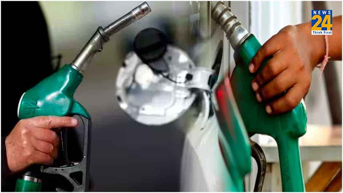 Petrol Diesel Price Today: पेट्रोल-डीजल की कीमत कहां घटी, कहां बढ़ी? यहां जानिए नया रेट 