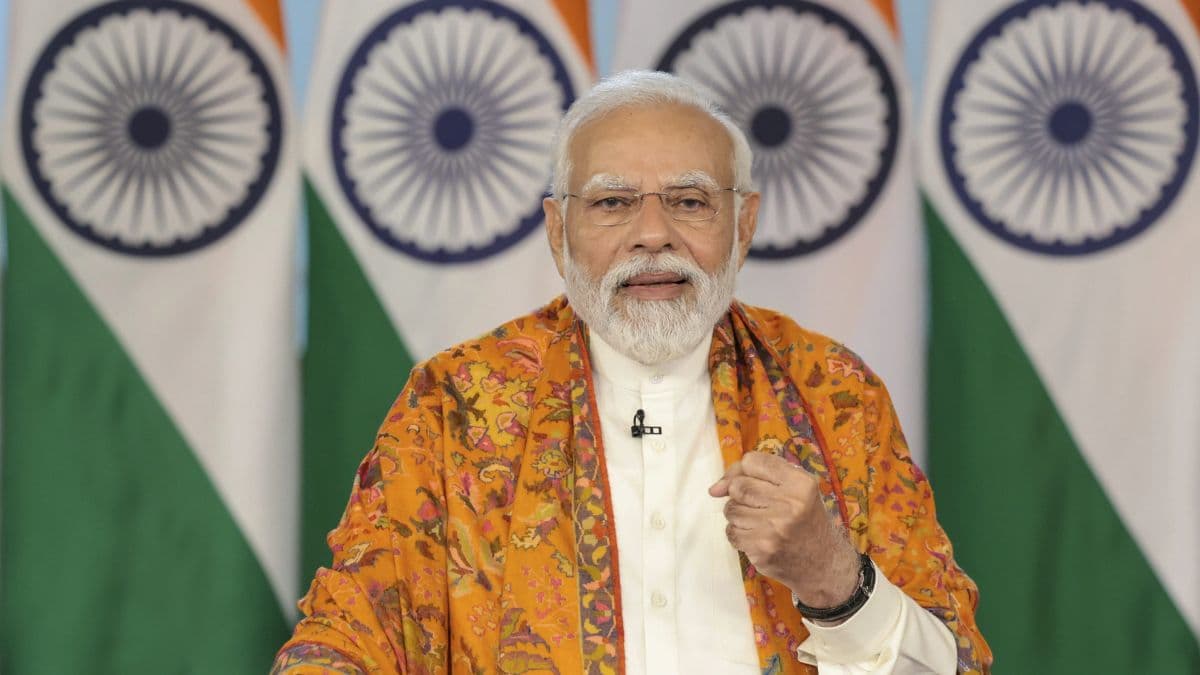 'भाईजान' बने मोदी, क्या लोकसभा चुनाव में उतरेंगी मुस्लिम बहनें?