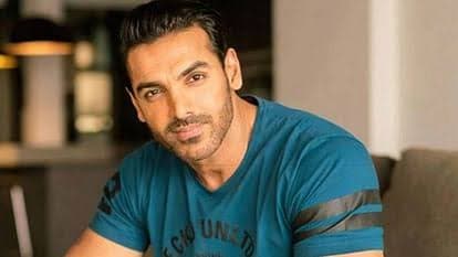 John Abraham ने मुंबई में खरीदा 75 करोड़ का बंगला, इसी प्राइम लोकेशन पर आमिर खान और प्रीति जिंटा के भी फ्लैट
