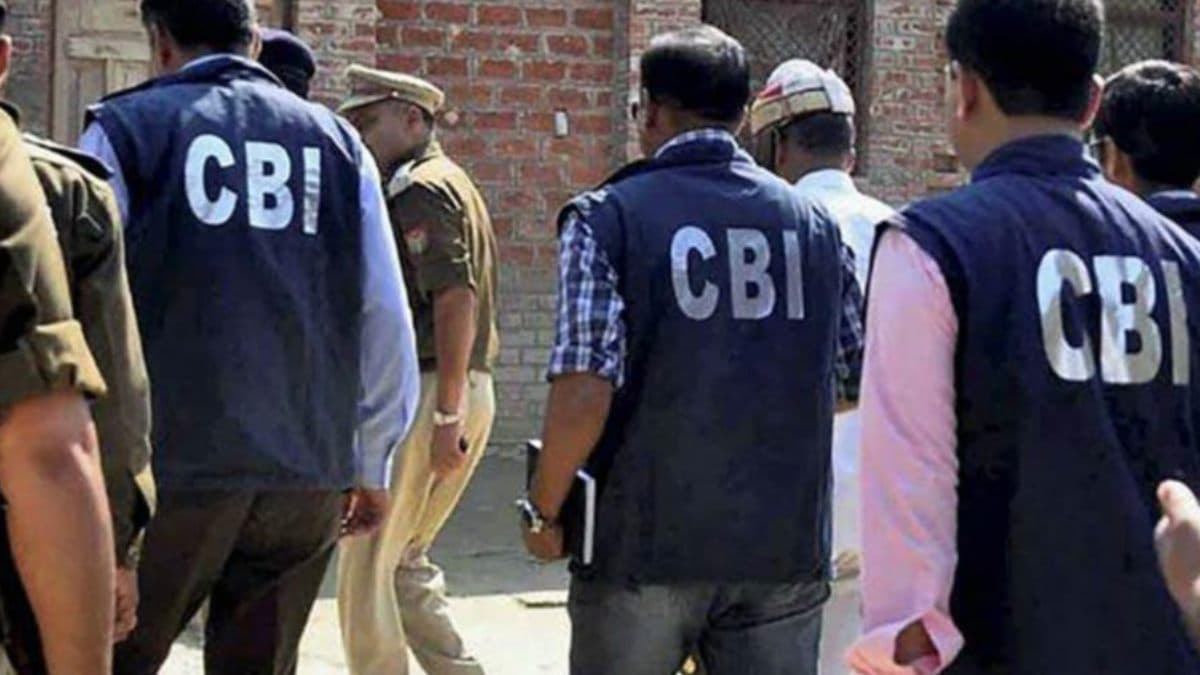 जालंधर के पासपोर्ट ऑफिस में CBI की रेड, तीन ऑफिसर गिरफ्तार, क्या है पूरा माजरा?