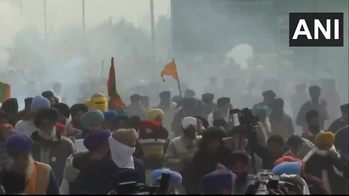 Kisan Andolan: पुलिस-किसानों में शंभु बॉर्डर पर टकराव, खदेड़ने को छोड़े गए आंसू गैस के गोले
