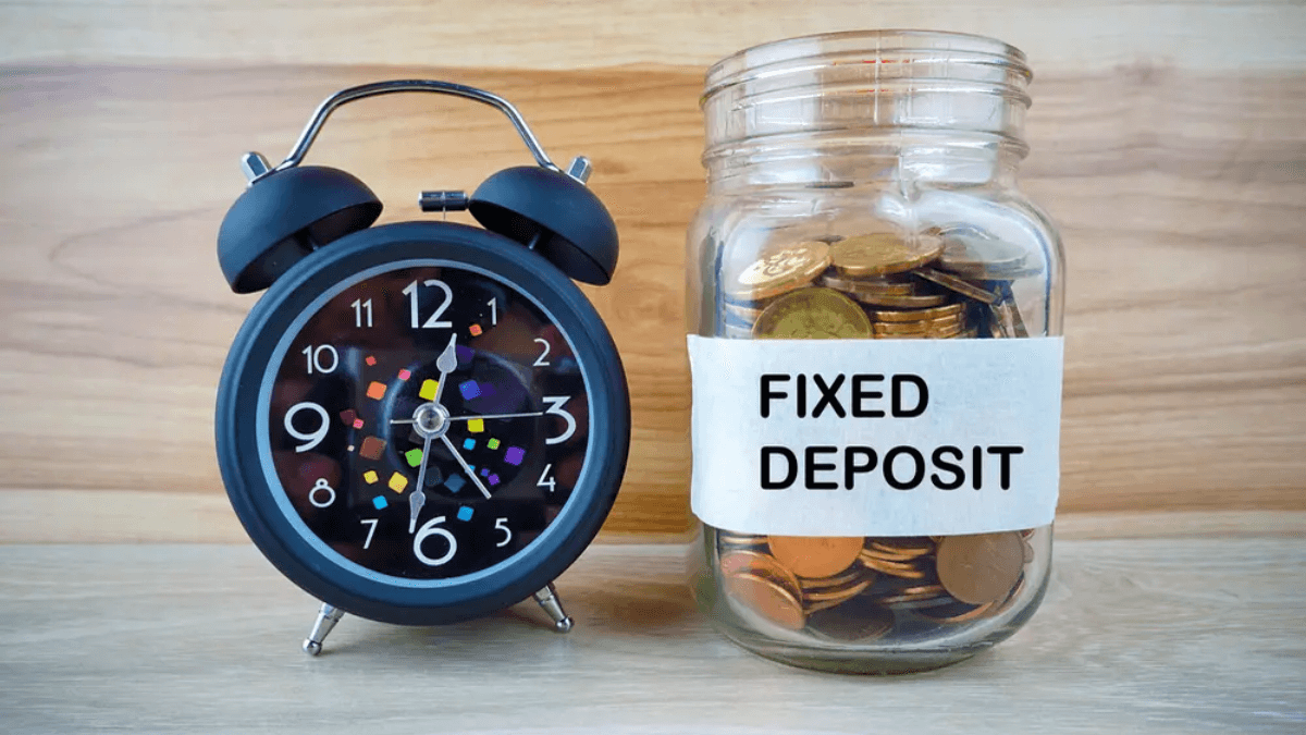 investment Tips: FD में करना चाहते हैं निवेश, जान लें कौन सा बैंक दे रहा सबसे ज्यादा इंटरेस्ट