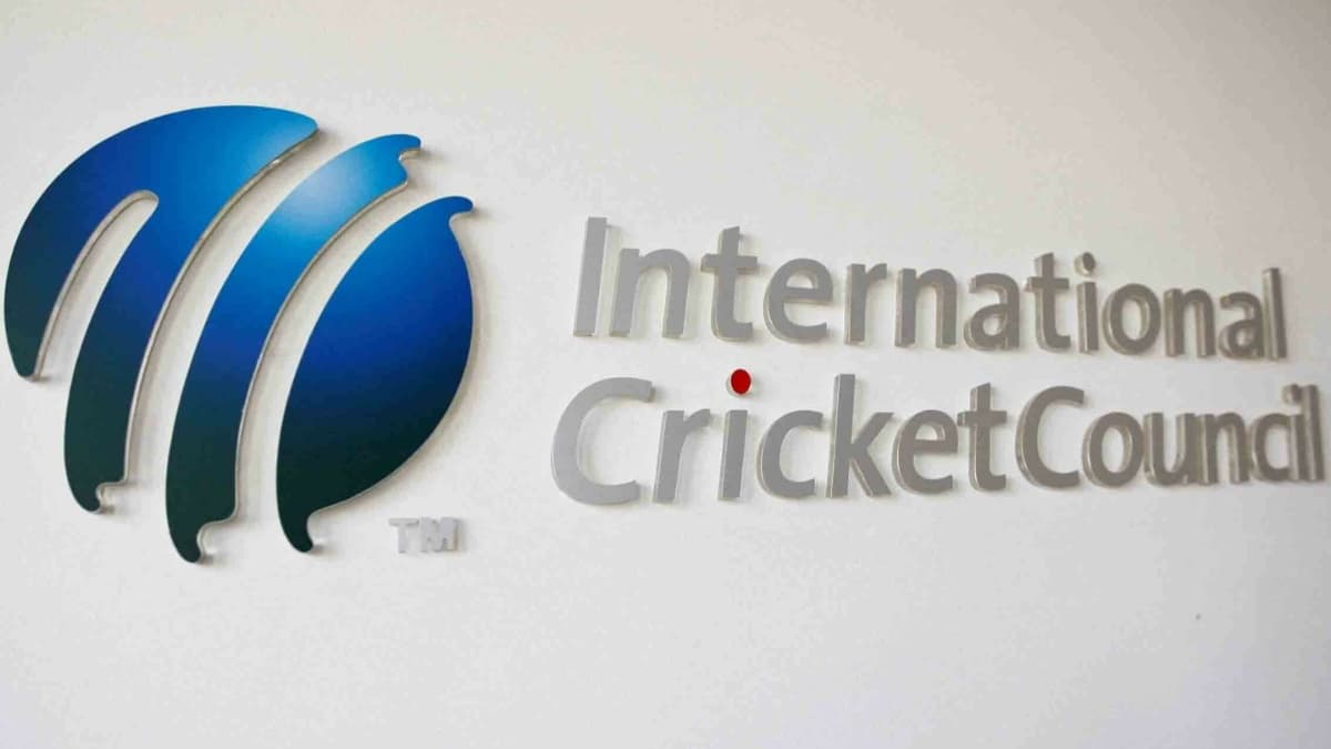 Match Fixing: इंग्लैंड के क्रिकेटर पर लगा मैच फिक्सिंग का आरोप, ICC ने लगा दिया बैन
