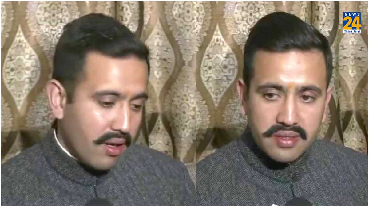 'मुझे कांग्रेस में अपमानित किया'; Vikramaditya Singh कौन हैं, मंत्री पद छोड़ा, पिता वीरभद्र को याद करके रोए