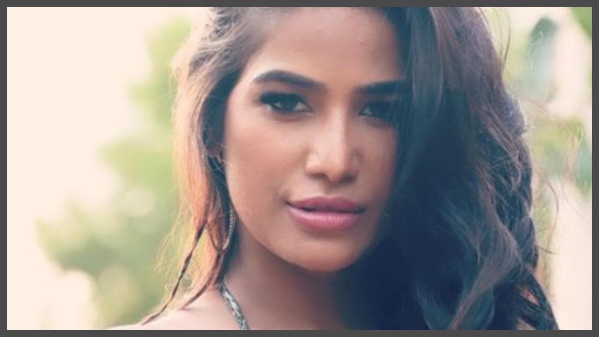 Poonam Pandey के खिलाफ 100 करोड़ की मानहानि की शिकायत, गिरफ्तारी की तलवार लटकी!