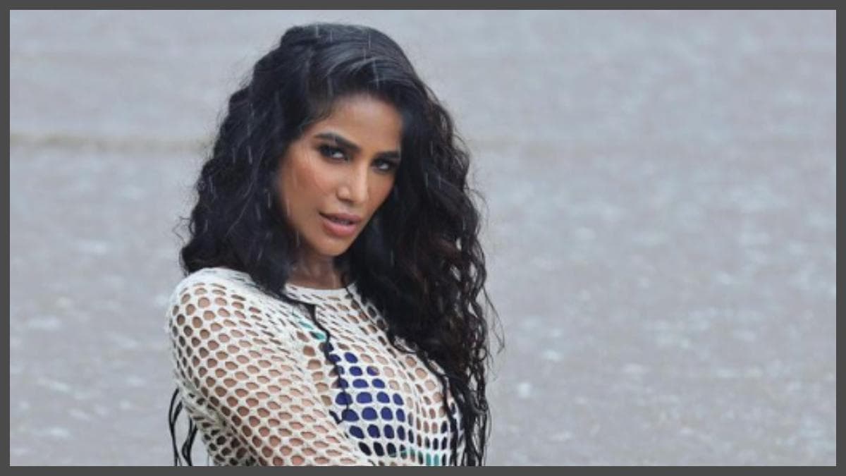 चौंकाने वाला खुलासा; Poonam Pandey ने पैसे कमाने के लिए किया भद्दा मजाक!