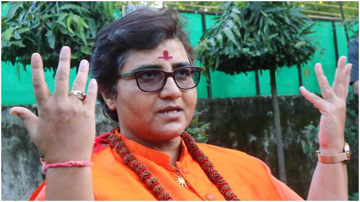 साध्वी प्रज्ञा के खिलाफ अकासा एयर की फ्लाइट में साजिश! सिंधिया से की एक्शन की मांग