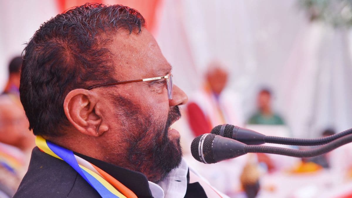सपा से इस्तीफा देने के बाद स्वामी प्रसाद मौर्य का बड़ा ऐलान, बना ली अपनी अलग पार्टी