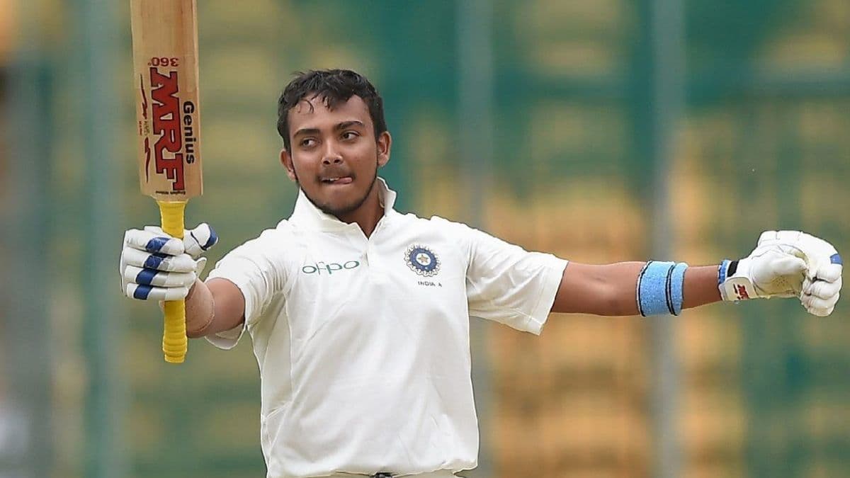 Prithvi Shaw Century: पृथ्वी शॉ ने ठोका शानदार शतक, क्या इंग्लैंड के खिलाफ मिलेगी जगह?