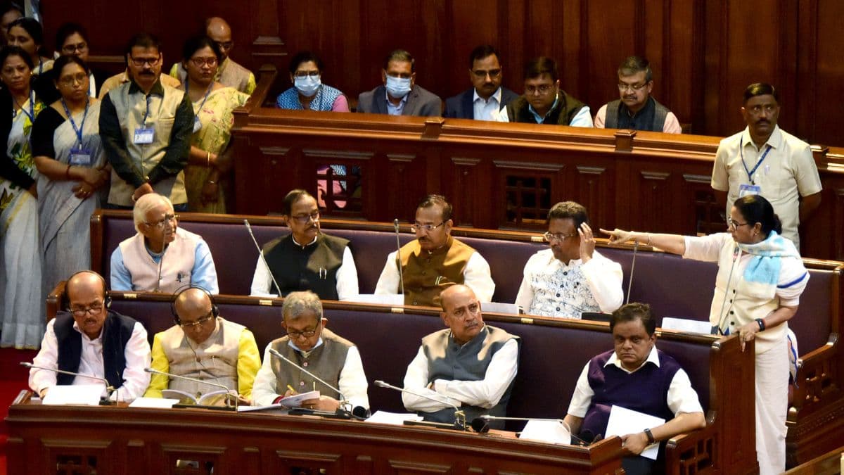 'यह आपका पार्टी कार्यालय नहीं है...', बीजेपी विधायकों पर क्यों आगबबूला हुईं ममता बनर्जी?