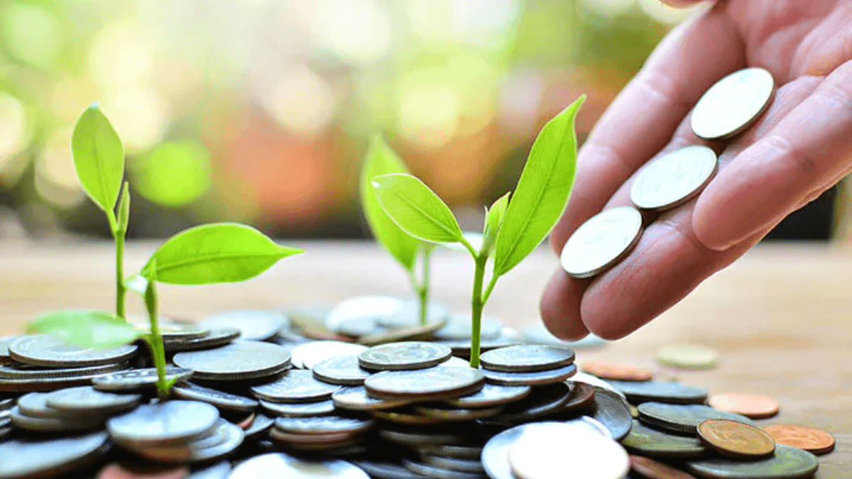 एक साल में 60% से ज्यादा रिटर्न, देखिए Equity Mutual Funds की लिस्ट