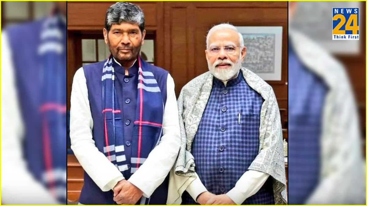 INDIA में नहीं होंगे शामिल, पशुपति पारस ने पीएम मोदी के साथ तस्वीर शेयर कर बताया अगला प्लान