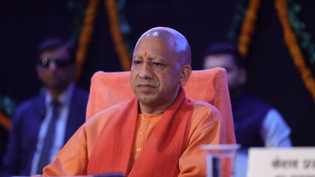 UP में ट्रांसफर पॉलिसी में बदलाव; Yogi Adityanth ने कैबिनेट मीटिंग में लिए 41 बड़े फैसले