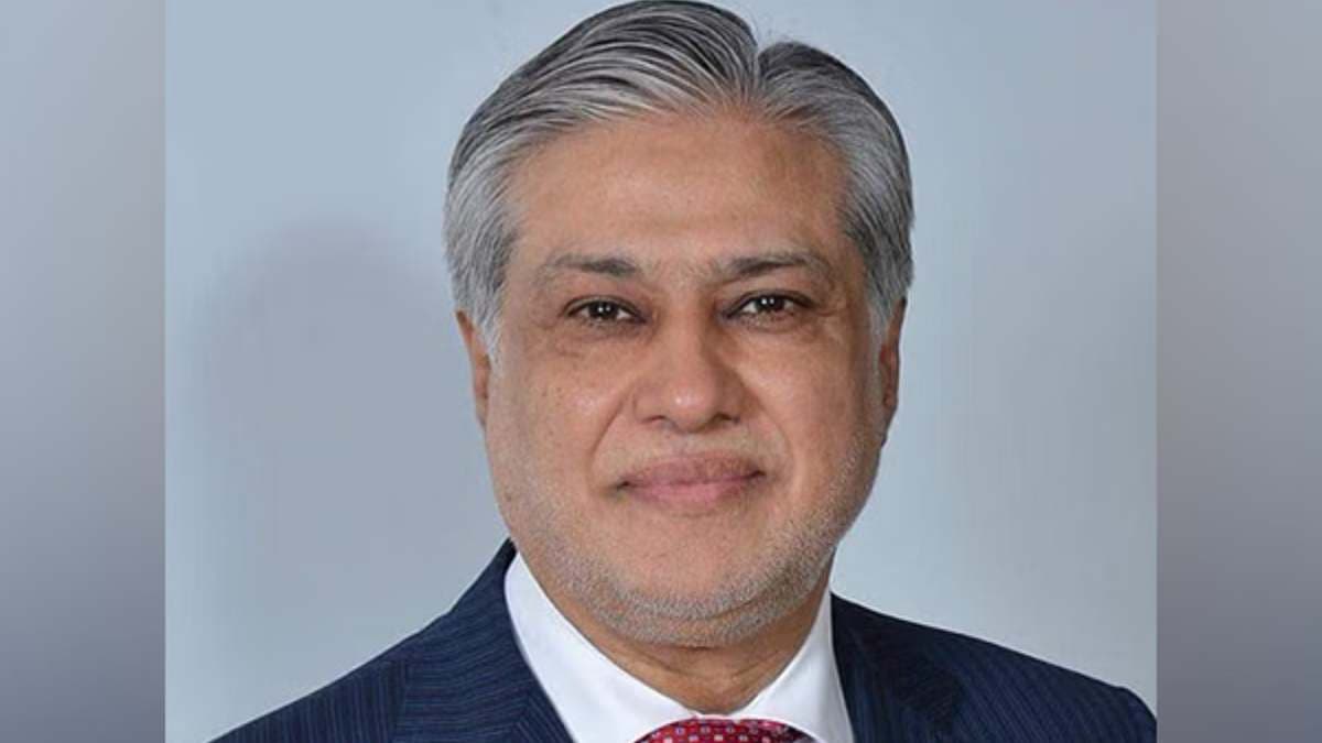 कौन हैं इशाक डार? बनाए गए पाकिस्तान के उप प्रधानमंत्री, इस बड़े नेता के हैं करीबी!