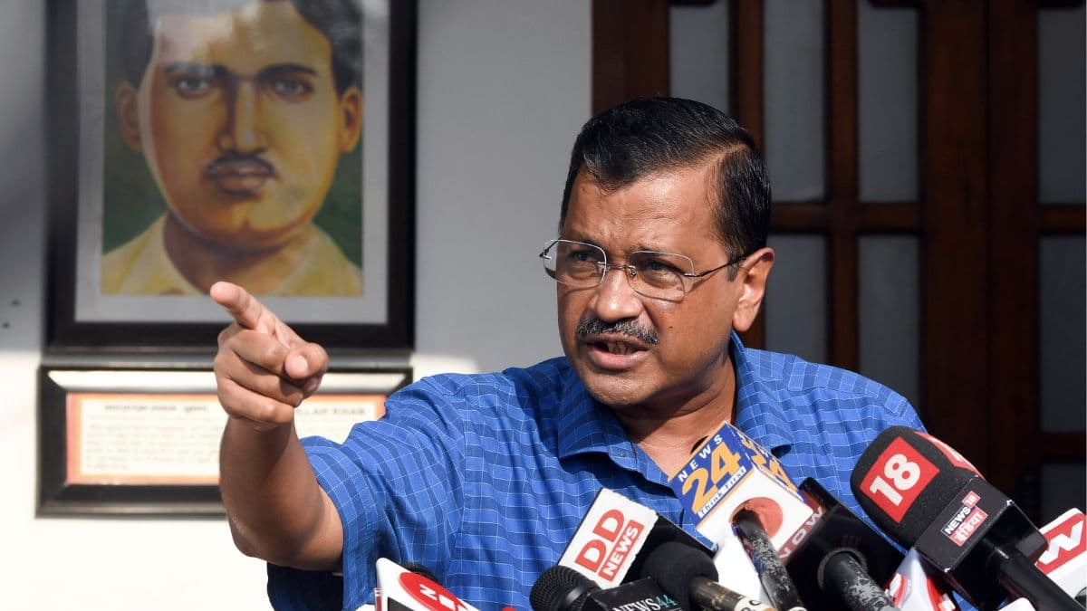 जंतर मंतर पर लगा आप नेताओं का जमावड़ा, केजरीवाल की गिरफ्तारी के खिलाफ शुरू हुआ 'सामूहिक उपवास'