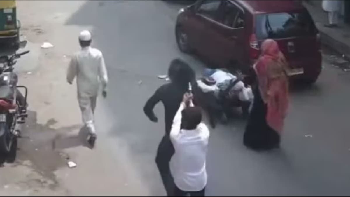 Delhi Seelampur Murder Attempt Video Viral