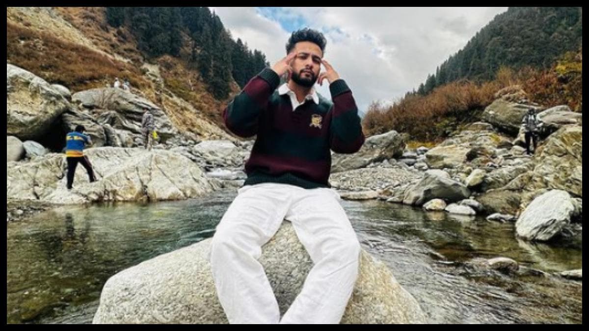 Elvish Yadav ने गले में सांप लपेटे हुए वीडियो पर तोड़ी चुप्पी, कहा- आप कह रहे हो जहर सप्लाई कर दिया...