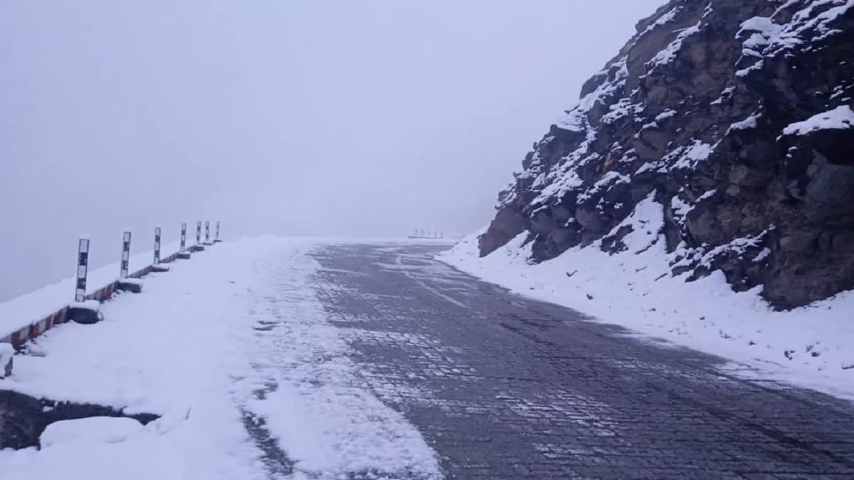 Snowfall Prediction: बर्फबारी पर IMD का ताजा अपडेट, कौन-सा शहर कब ओढ़ेगा बर्फ की चादर?