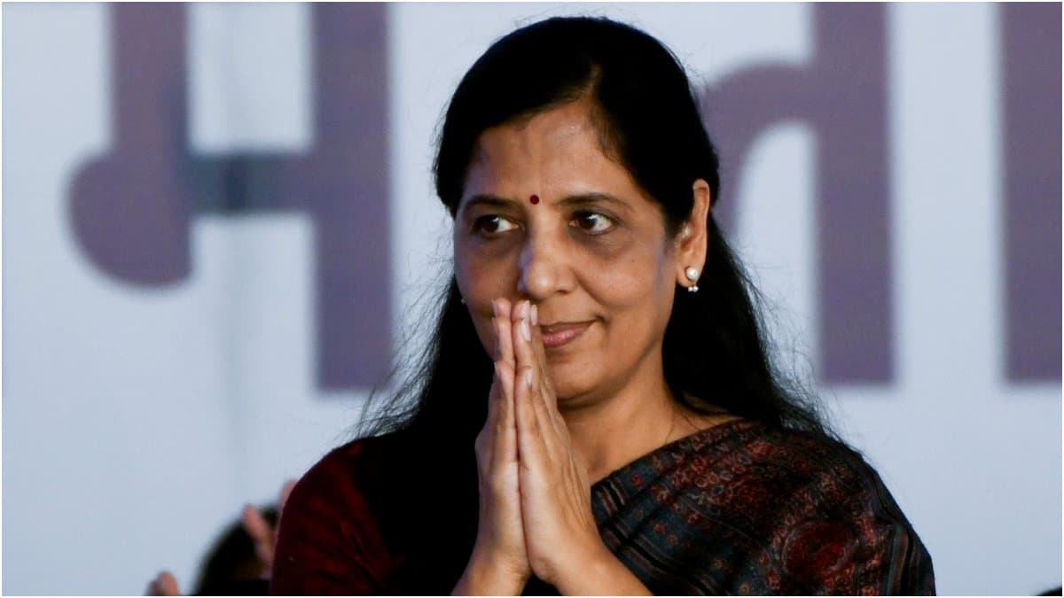सुनीता केजरीवाल किस तरह बन सकती हैं दिल्ली की सीएम, क्या कहते हैं नियम?